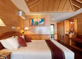 Royal Island All-inclusive Resort - at Baa Atoll Biosphere Reserve 2