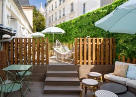 Le Village Montmartre 2