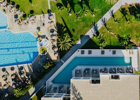 Sovereign Beach Hotel 3