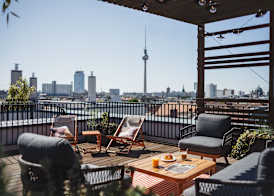 The Circus Apartments 5