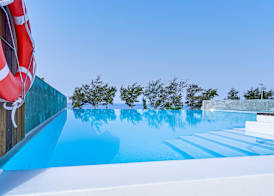 Resort Cordial Santa Águeda & Perchel Beach Club 5