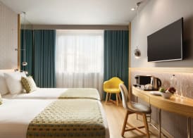Zeus Wyndham Grand Athens 5