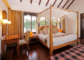 Medhufushi Island Resort 4