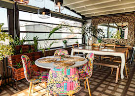 BGuest Hotel & Residence 3