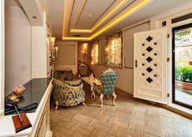 Zeynep Sultan Hotel 3