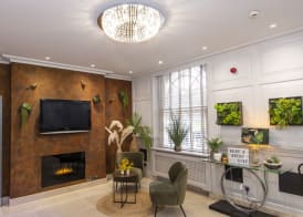 Howard Winchester Hotel 3