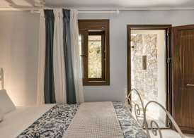 Paramithenio Village Beach Resort & Spa 4