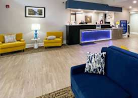 Comfort Suites Salisbury I-85 4