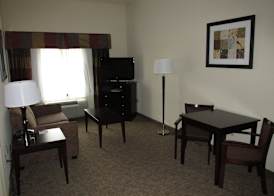 Holiday Inn Express & Suites WHEELING by IHG 4