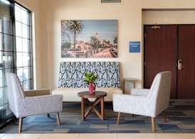 Holiday Inn Express & Suites DAVIS - UNIVERSITY AREA by IHG 3