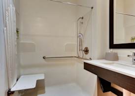 Holiday Inn Express & Suites ARDMORE by IHG 4