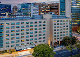 DoubleTree by Hilton St. Louis Forest Park 3
