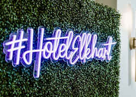 Hotel Elkhart, Tapestry Collection By Hilton 3