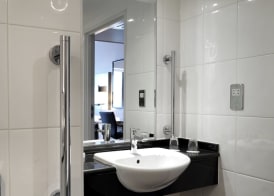 Crowne Plaza STRATFORD UPON AVON by IHG 4