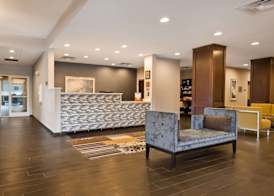 Best Western Plus Boardman Inn & Suites 2