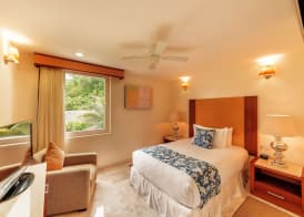 Grand Miramar All Luxury Suites & Residences 5