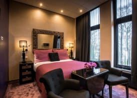 Hotel Sebastians 5
