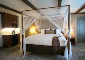 The Yankee Inn 5