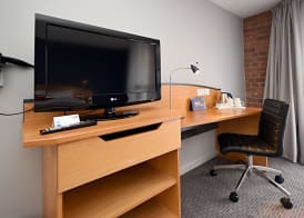 Holiday Inn Express LIVERPOOL - ROYAL ALBERT DOCK by IHG 2