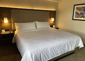 Holiday Inn Express & Suites CHATSWORTH by IHG 3