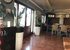 VJ's Guesthouse and Restaurant 2