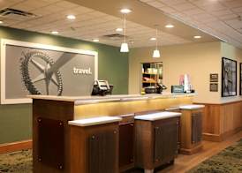 Hampton Inn & Suites Fremont 3