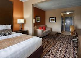 Best Western Plus Elmendorf Hotel San Antonio Hotel 5