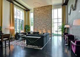DoubleTree by Hilton Baton Rouge 4