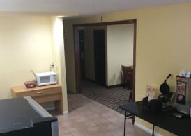 Rodeway Inn Whitehall 3