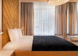 Pure Rental Premium Apartments - Parking Free 4