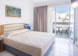 Kosta Palace 2