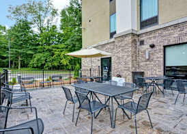 Hampton Inn & Suites Ashland, OH 4