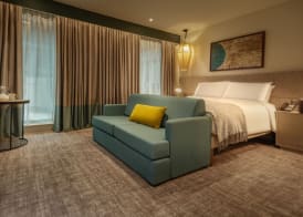 Staybridge Suites LONDON - HEATHROW BATH ROAD by IHG 5