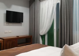 Leez Inn Makati 3