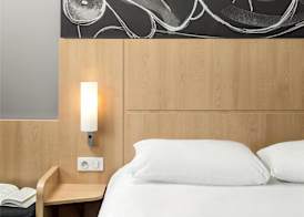 ibis Montceau les Mines 5