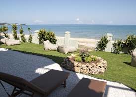 Cressida Seaside Apartments 3