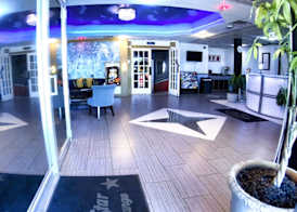 R Nite Star Hotel At Arlington Entertainment District 2