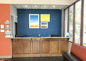 Days Inn by Wyndham Joplin 2