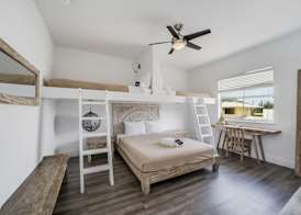 Treehouse Hotel 2
