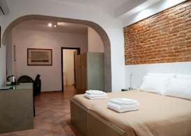 La Corte 4