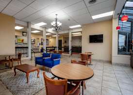 Days Inn by Wyndham Perrysburg Toledo 4