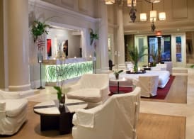 International House Hotel 3