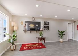 Econo Lodge Greenville near University 4