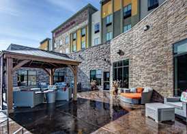 Hilton Garden Inn Topeka 2