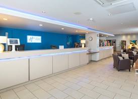 Holiday Inn Express TAUNTON EAST by IHG 3