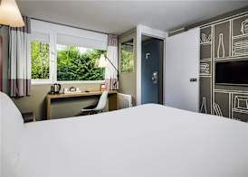 ibis Plymouth 5