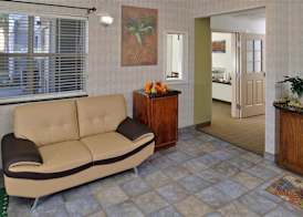 Americas Best Value Inn & Suites-Winnie 2