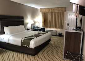 Quality Inn Madisonville 5