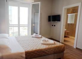Global Hotel 2