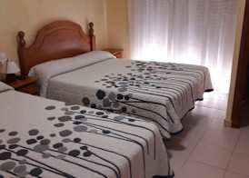 Hostal Avi Pep 4
